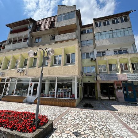 Apartament Centru Râmnicu Vâlcea 外观 照片